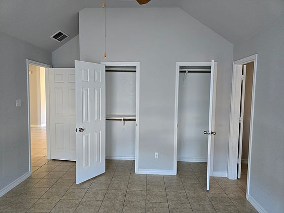 5th image of 749 Countryside Dr