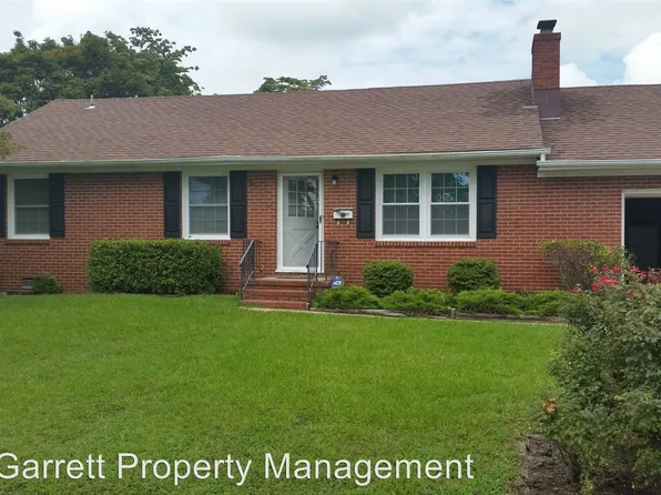 1813 Lake View Dr, Hampton, VA 23666