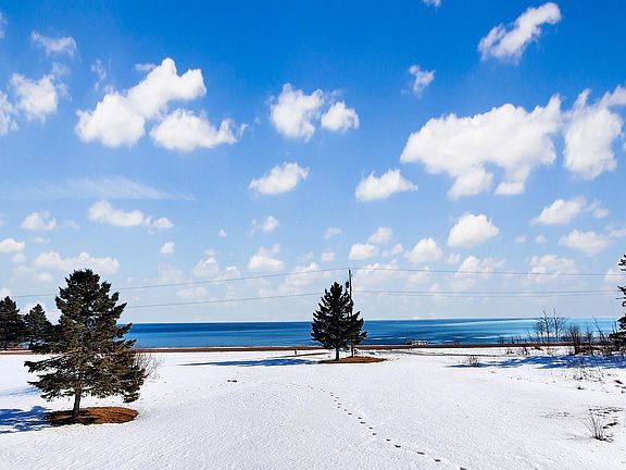 4th image of 3044 Big Bay Rd