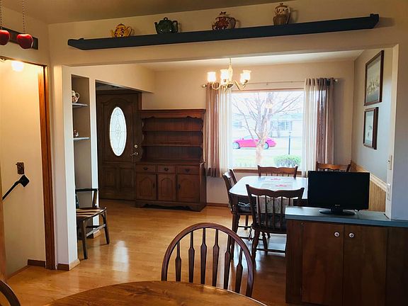 5th image of 4161 Sherry Ct