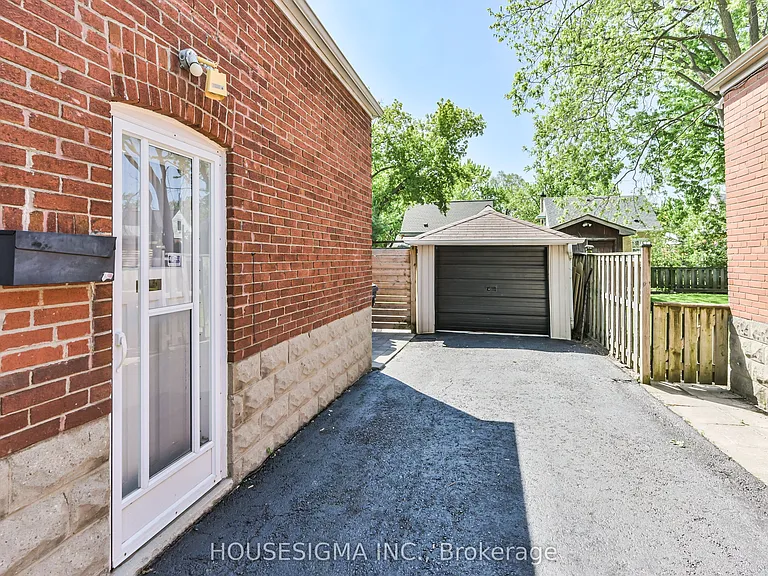 205 William St — Photo 31