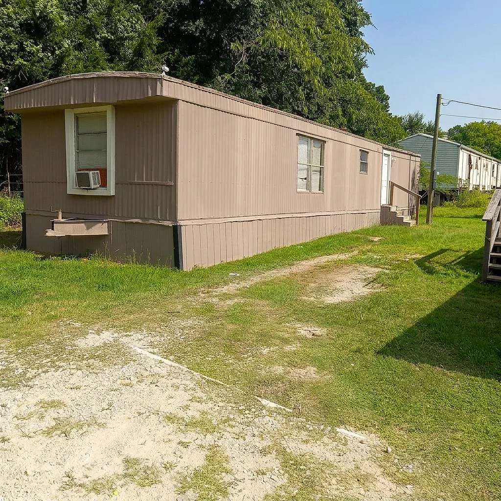 2 bed, 900 sqft, $850 — Photo 2