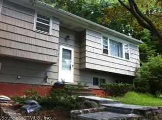 13 Boxwood Ln, Danbury, CT 06811