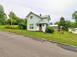 30 Dublin Hill Rd, Aurora, NY 13026