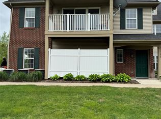 4155 Kirkway Ct, Howell, MI 48843