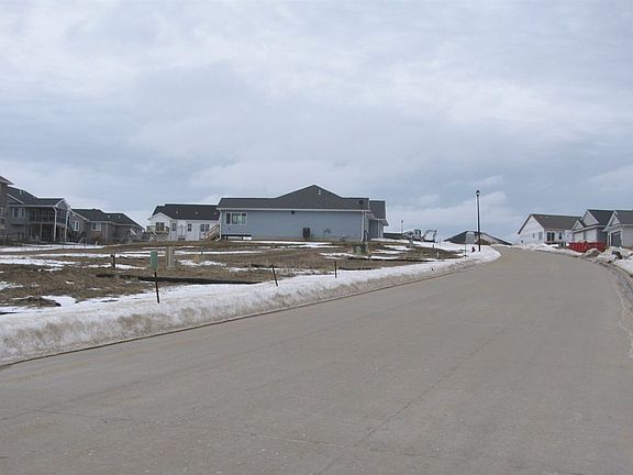 2nd image of 710 Sullivan St Lot 21