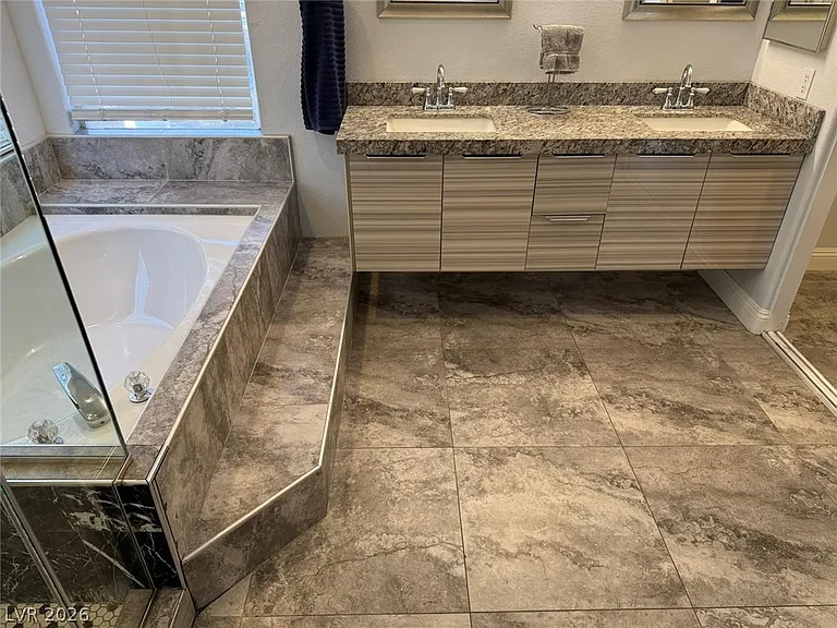 8218 Mount Nido Dr — Photo 30