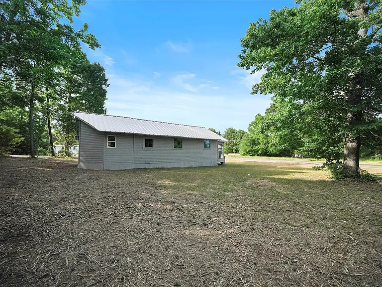 900 State Highway 150 — Photo 17