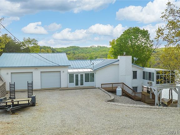 2nd image of 2144 Singing Oaks Dr