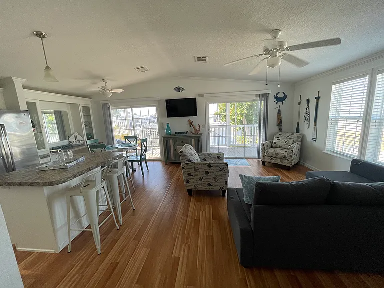 3687 Blueberry Ln — Photo 7