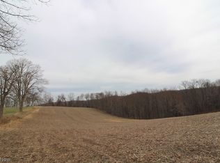 55 County Rd, Hammondsville, OH 43930