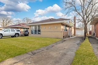 1st image of 14737 Kimbark Ave
