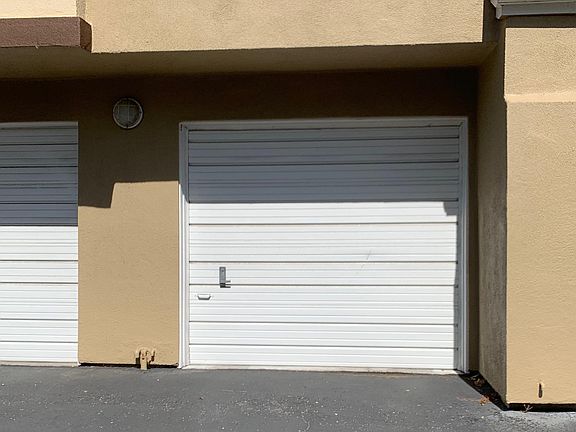 Single car garage