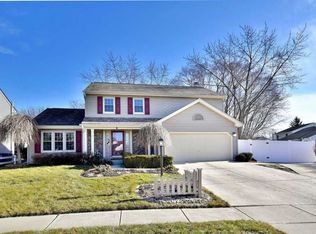 3 Hunter Dr, Montgomery, IL 60538