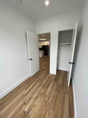 Rented by Marquis Real Estate Services | media 21