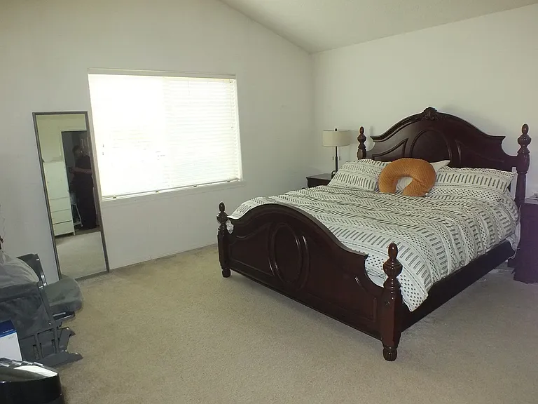 1100 W Historic Columbia River Hwy — Photo 5