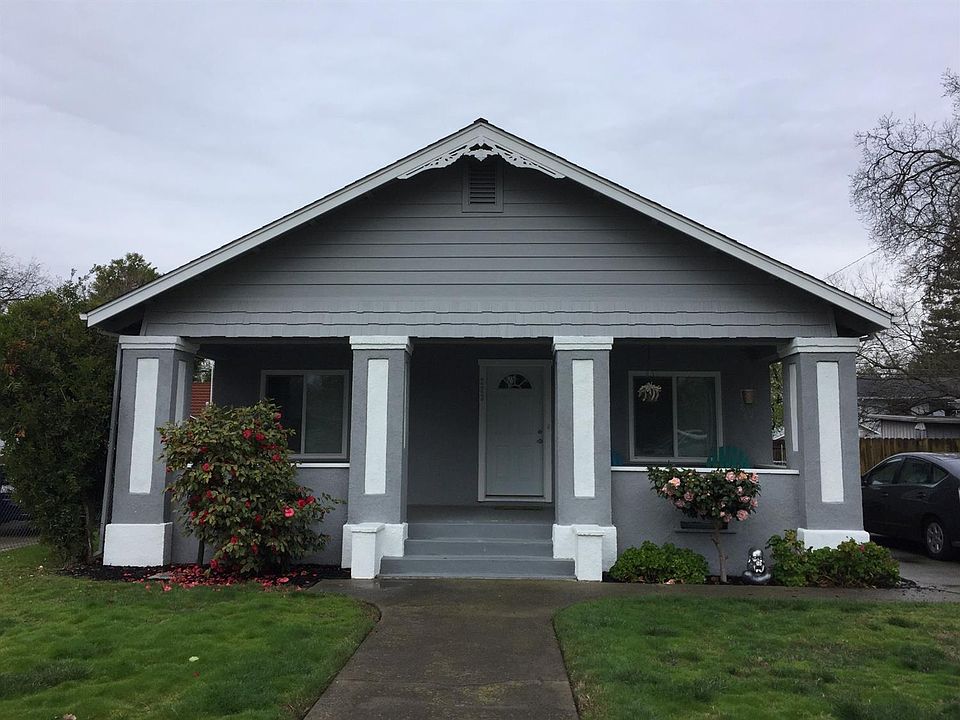 1st image of 222 Earl Ave