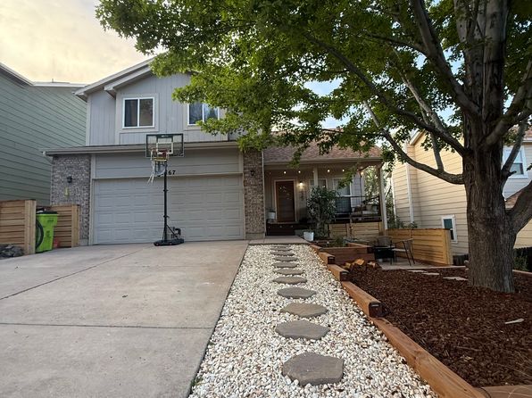 1567 Chesham Cir
