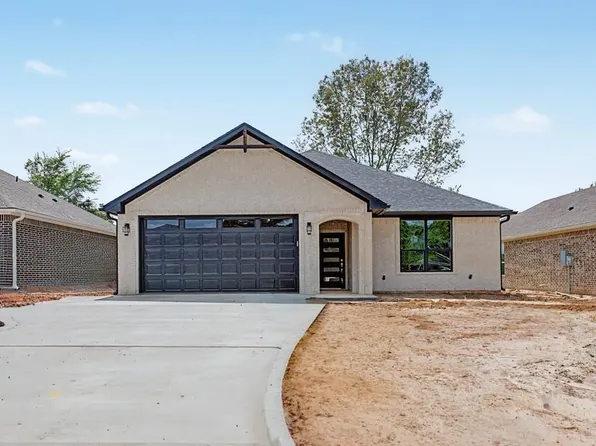 1616 Birch Ln, Kilgore, TX 75662
