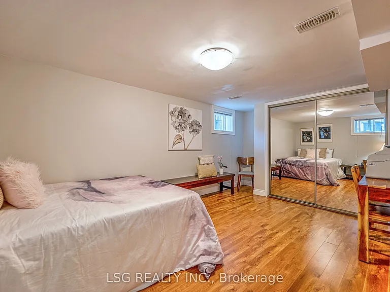 182 Lawrence Ave W #LOWER — Photo 5