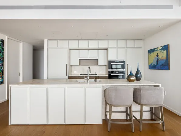 5 Beekman Street 43A image 3 of 31