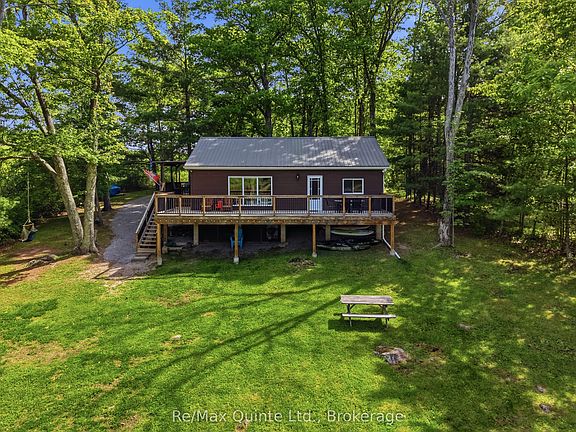 4th image of 849 Bowen Rd
