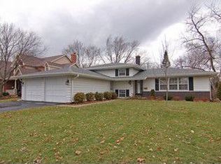 441 Buckeye Dr, Naperville, IL