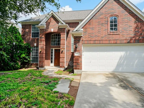 17926 Camden Oaks Ln, Richmond, TX 77407