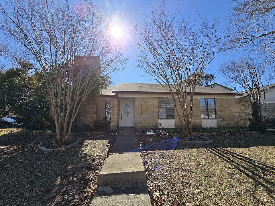 1st image of 2906 Carnaby Ln