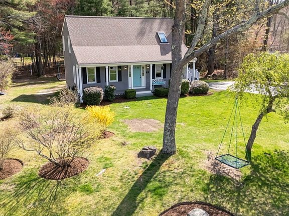 2nd image of 29 Colony Ln