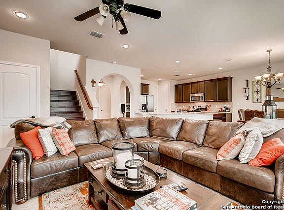 5th image of 4315 Woodbridge Way