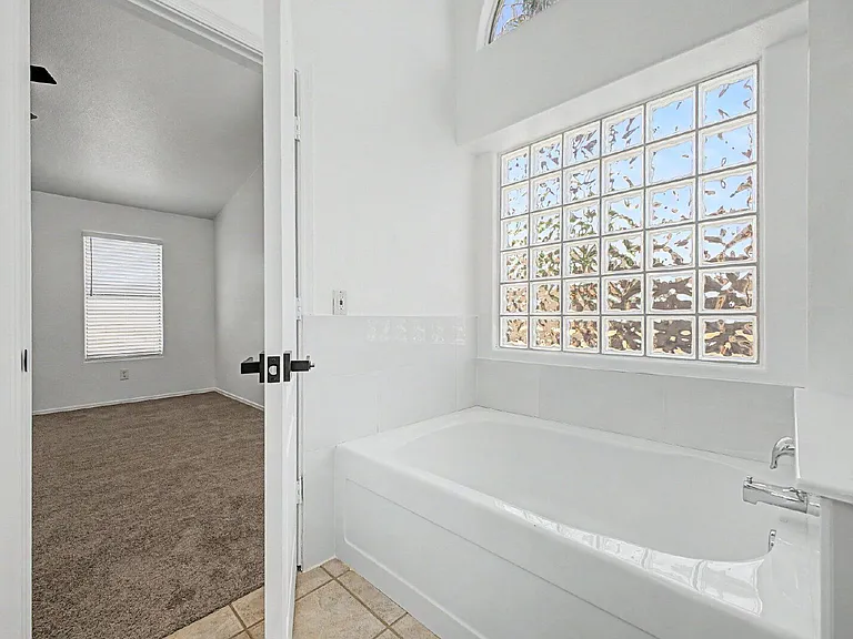12570 W Desert Flower Rd — Photo 16