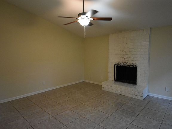 5th image of 16911 Creek Line Dr