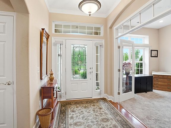 5th image of 2784 Daphne Dr