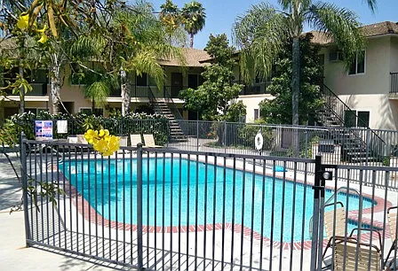 Building Photo - Palm Garden Apartments