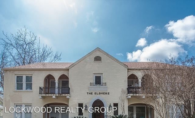 1st image of 420 W Elsmere Pl APT 02
