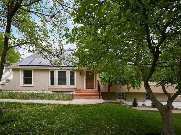 3621 N Walnut St, Kansas City, MO 64116