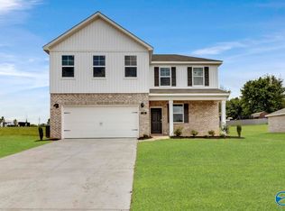 130 Aurora Cir, Fayetteville, TN 37334