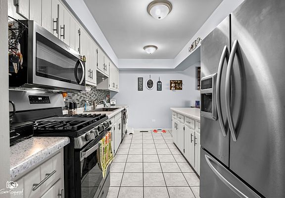 4th image of 15959 78th Ave