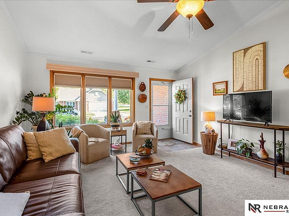 3rd image of 3345 Jamestown Ln