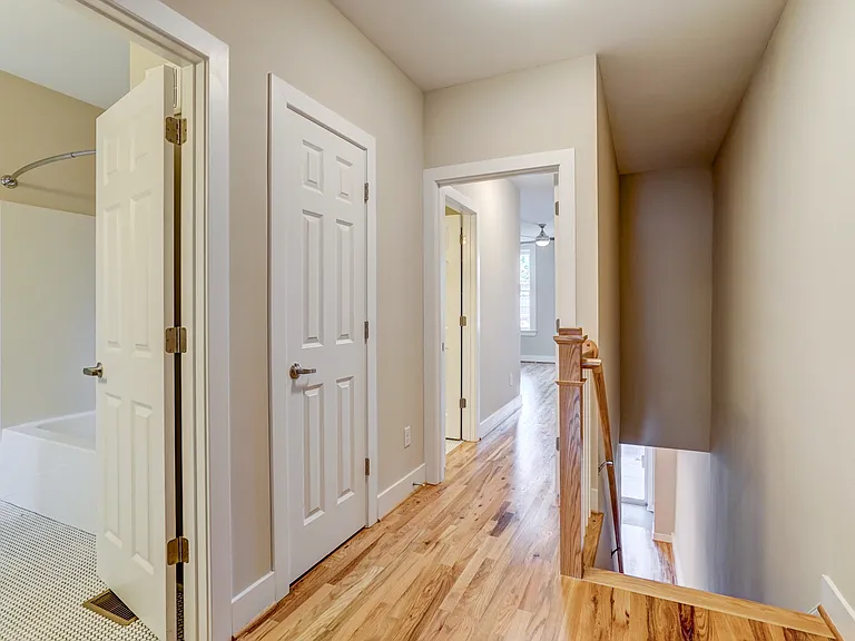 14 W Leigh St — Photo 10