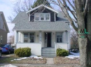 77 Grove Park St, Mount Clemens, MI 48043