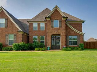 5558 Douglas Dr, Olive Branch, MS 38654