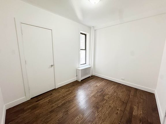 5th image of 15 W 55th St APT 7A