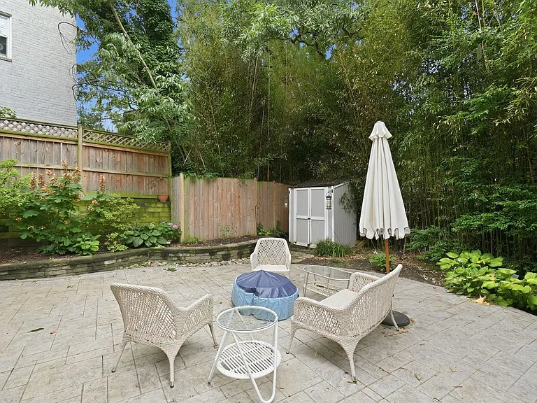 2940 Sycamore St — Photo 23