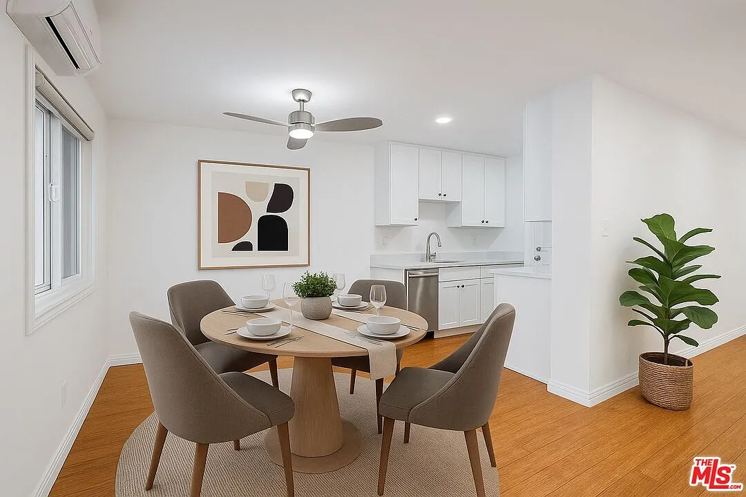2 bed, 2.0 bath, 1031 sqft, $4,500 — Photo 1