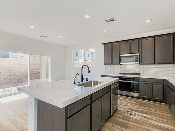 5th image of 9909 Ruby Dome Ave