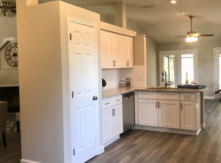 7571 Fawn Lake Dr N, Jacksonville, FL 32256