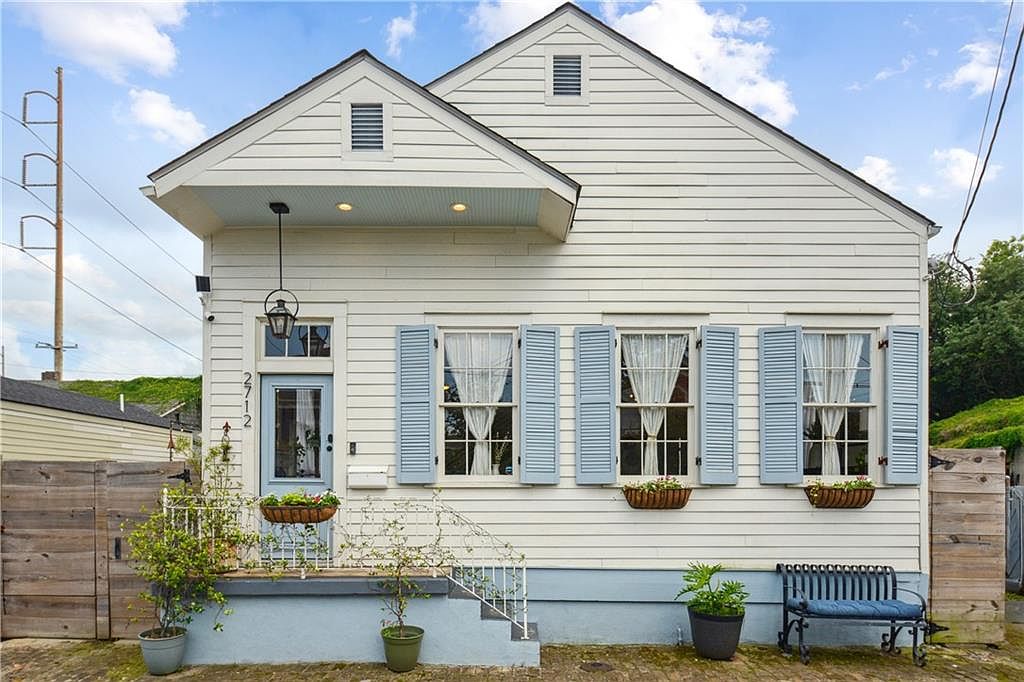 2712 Saint Thomas St, New Orleans, LA 70130 | Zillow
