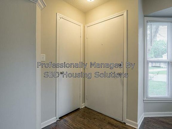 4th image of 9806 Belmont Ave